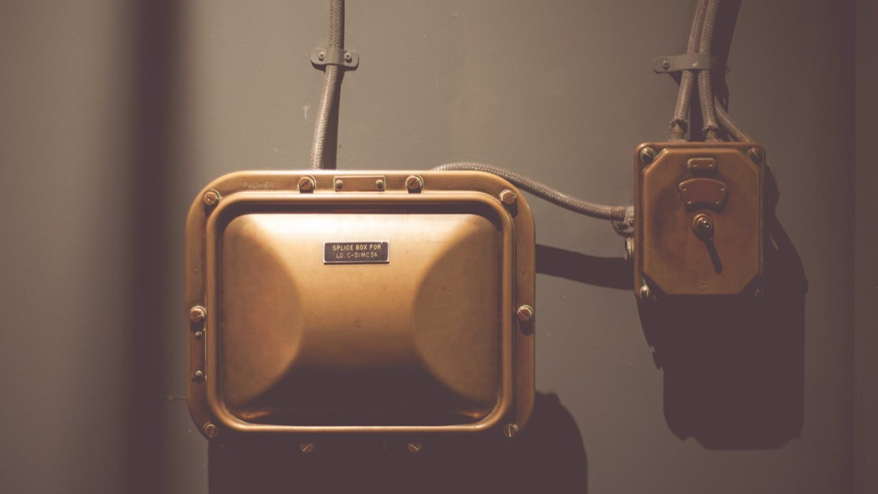 Traditionele stoomketel vergeleken met een elektrische stoomketel